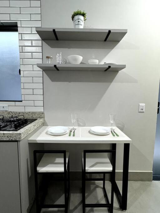 3-studio Prox Uel E Catuai C/ar * Londrina